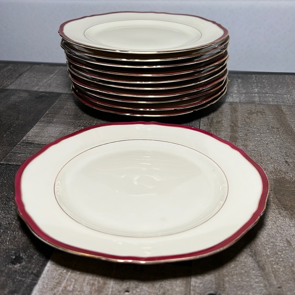 VTG 1930's Victoria China Czechoslovakia Bone China Salad/Lunch Plates Art Deco